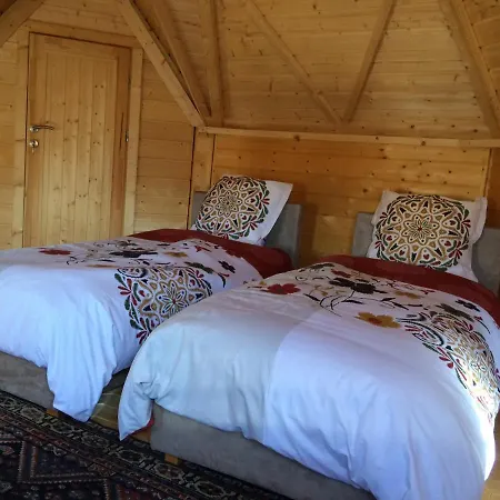 Les Relais D'isira Bed & Breakfast Dabo