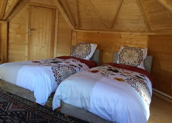 Les Relais D'isira Bed & Breakfast Dabo